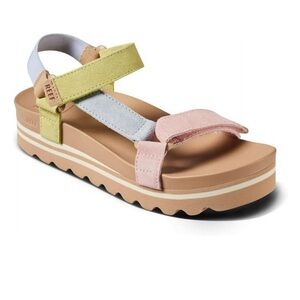 NWT - Reef Women’s Cushioned Rem Hi Sandal